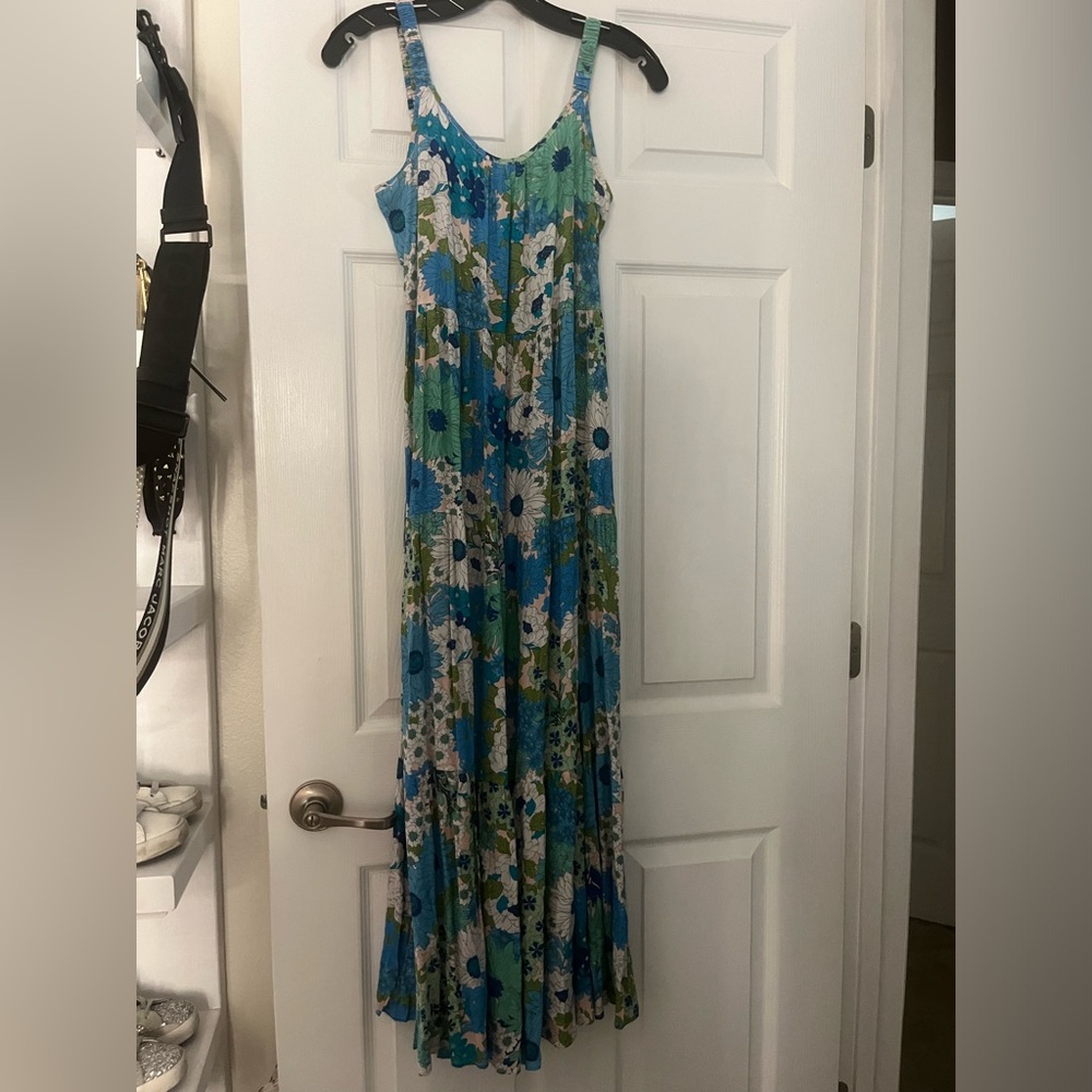 Love stitch floral maxi dress